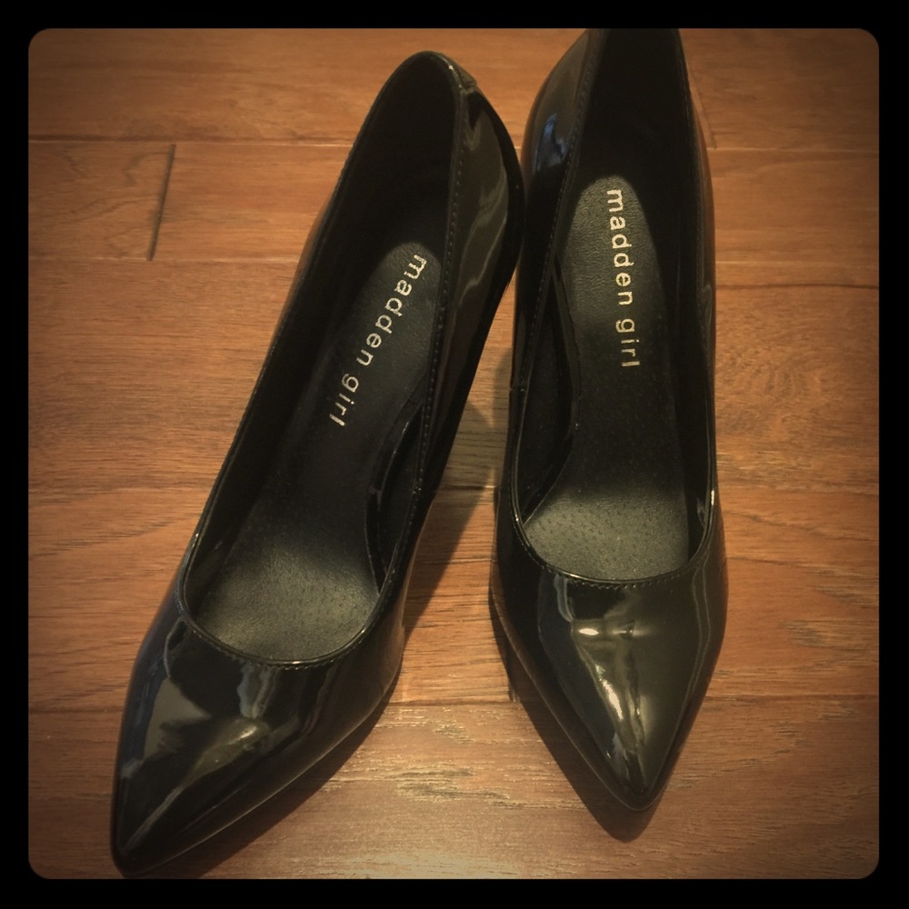 Madden Girl Pumps- NWT 👠